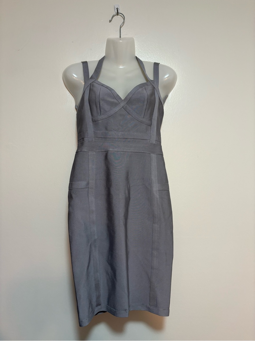 MISS CIRCLE PALE MUAVE DRESS SIZE S